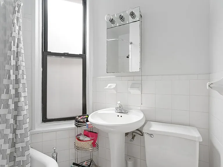 55 Morton St #5J — Photo 3