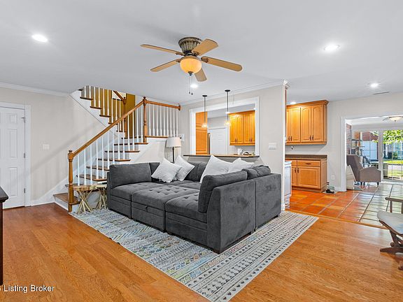 5th image of 7706 Lazy Creek Ct