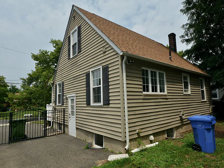 11 Massachusetts Ave — Photo 17