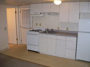 100 Main St #6, Epping, NH 03042