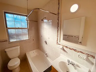 Rented by Silverstein Collection LLC 