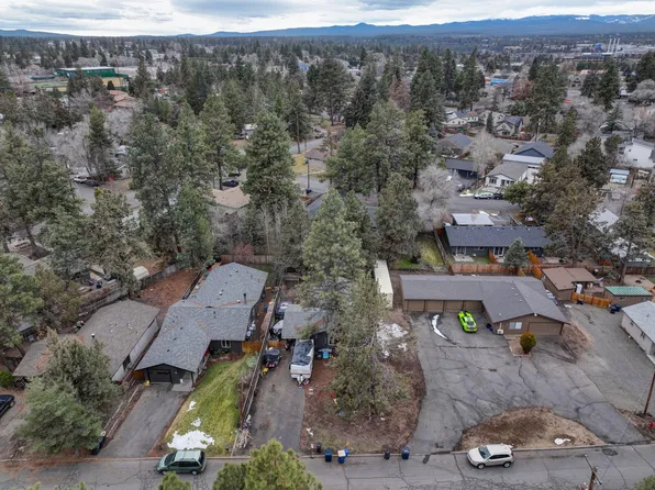 567 SE Centennial St, Bend, OR 97702