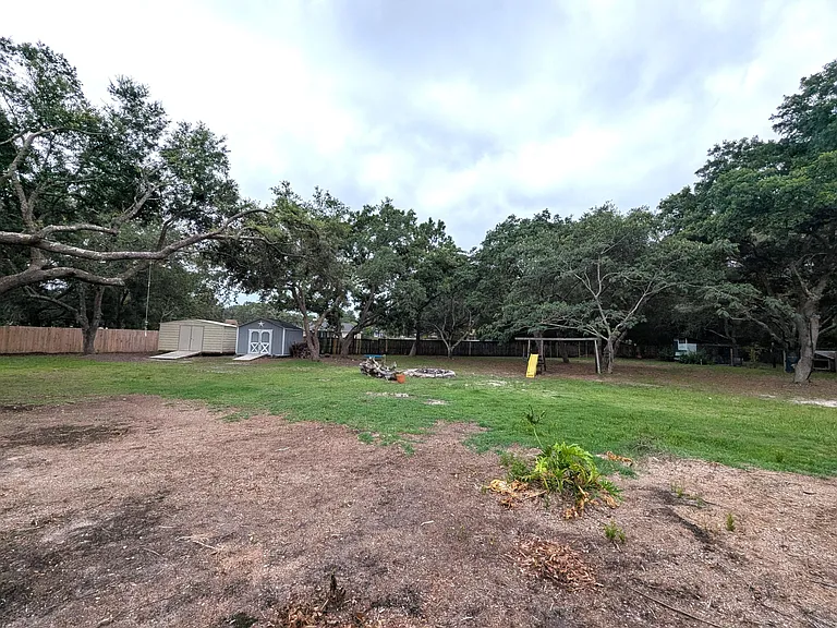 8717 Sand Pine Dr — Photo 30