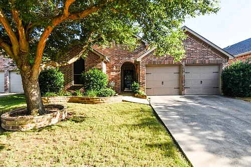 1700 Bluebird Dr Photo 1