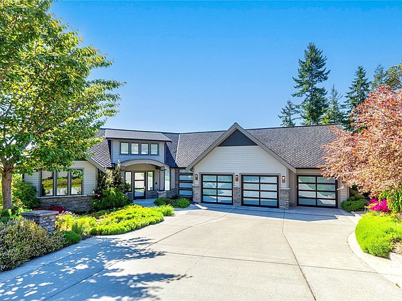 2nd image of 506 24th Avenue NW
