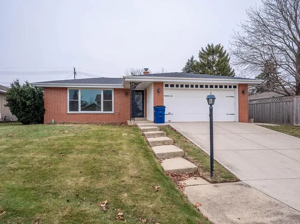110 Crab Tree LANE, Racine, WI 53406