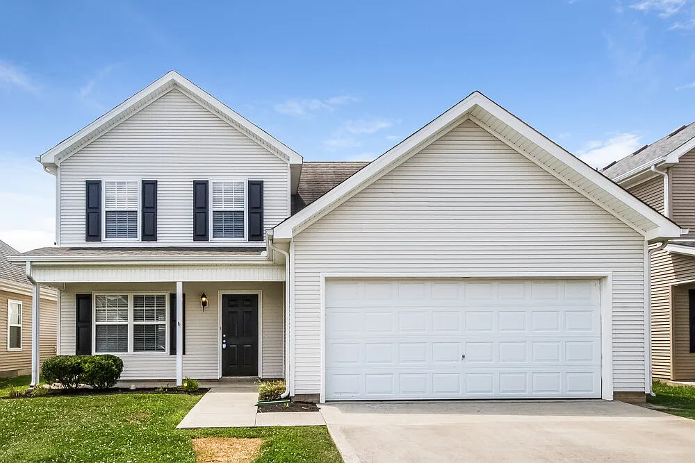 4 bed, 2.5 bath, 1888 sqft, $2,450 — Photo 1