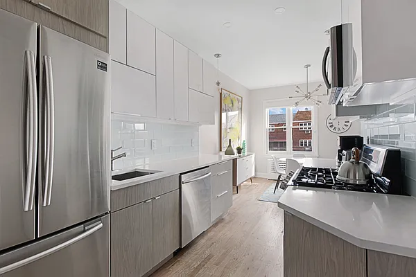 Rented by Compass | media 2