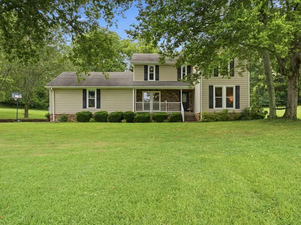 1829 Fox Chase Dr, Goodlettsville, TN 37072