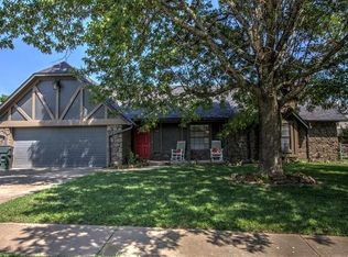 8909 N 121st Ave E, Owasso, OK 74055