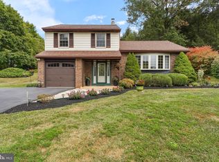 598 Mount Hope Rd, Lincoln University, PA 19352