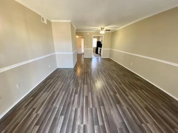 1208 Bush River Rd #7, Columbia, SC 29210