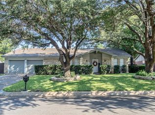 6217 Onyx Dr N, North Richland Hills, TX 76180