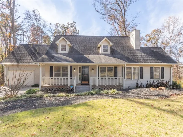18008 Clermont Cir, Seneca, SC 29678