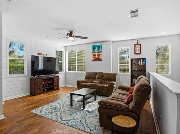 609 Savi Dr #101, Corona, CA 92878