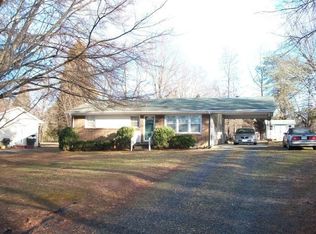 337 Sunset Dr, Eden, NC 27288