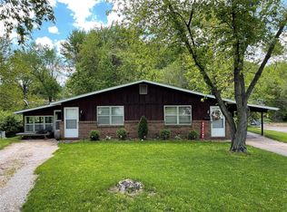 17 Southern Dr, Belleville, IL