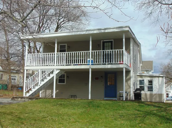25-27 Brier St, Fitchburg, MA 01420
