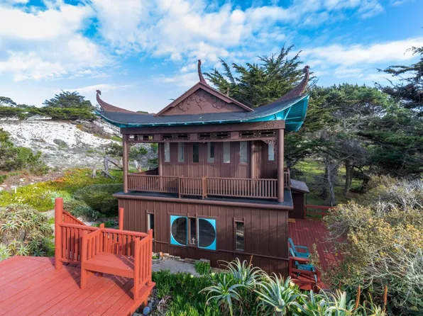 420 La Calle Corte, Pacific Grove, CA 93950