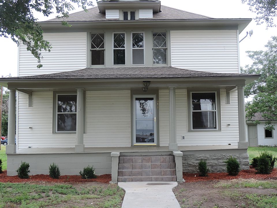 1st image of 311 N Fowler St