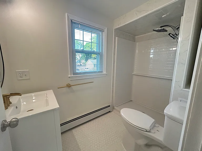 1615 Cranston St #2 — Photo 9