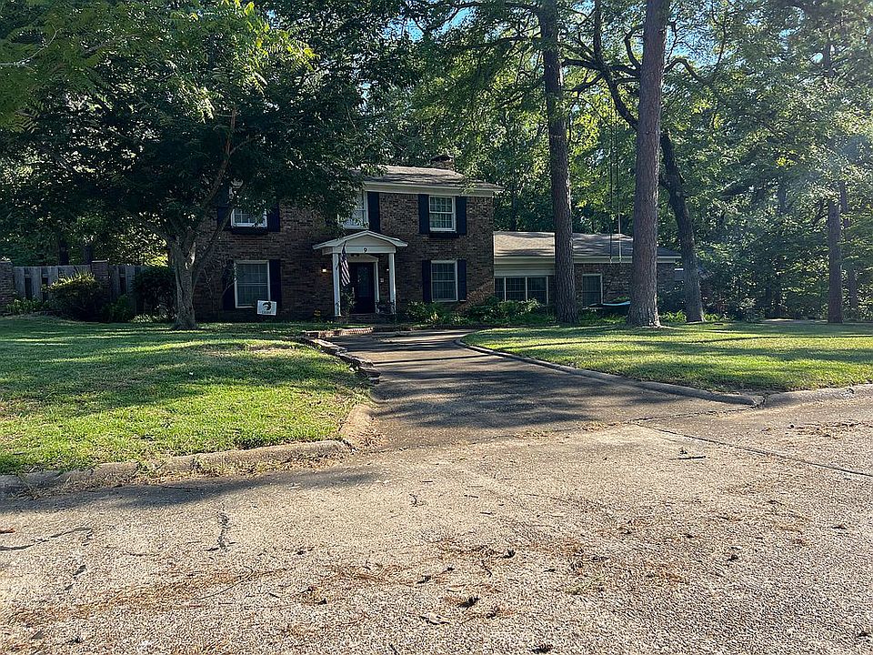 1st image of 9 Sweetbrush Ave