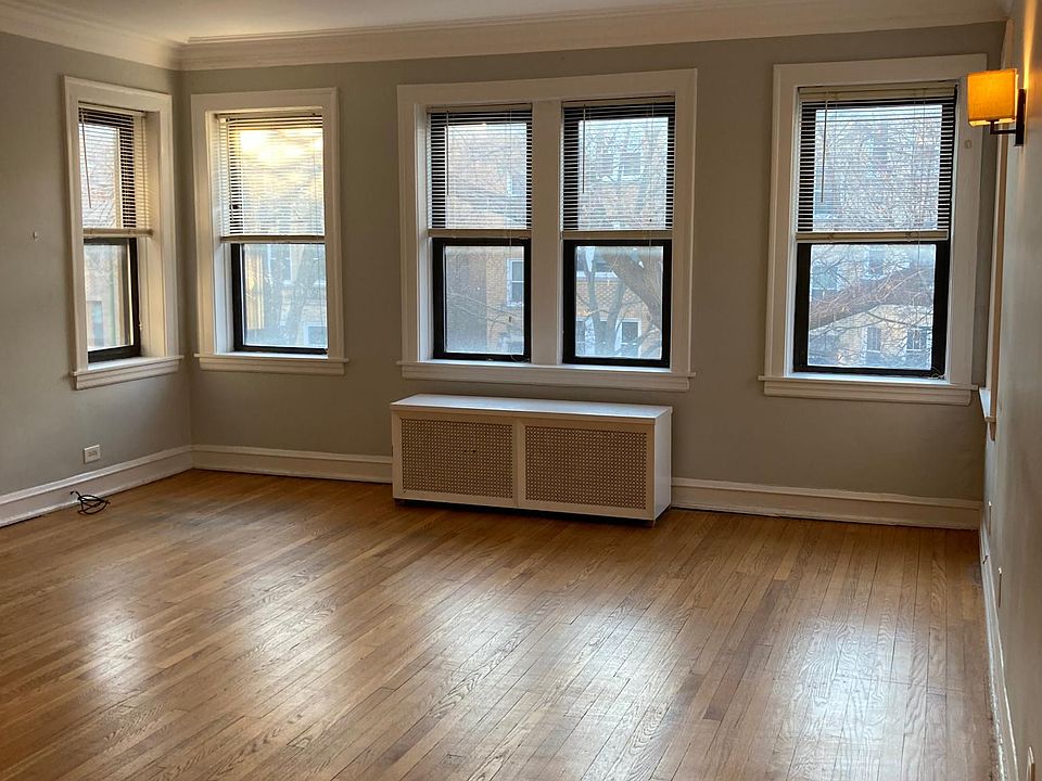 1st image of 5535 N Artesian Ave APT 2