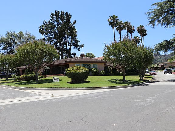 5th image of 14616 Lujon St