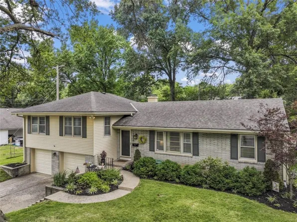 3814 NE 49th Ter, Kansas City, MO 64119