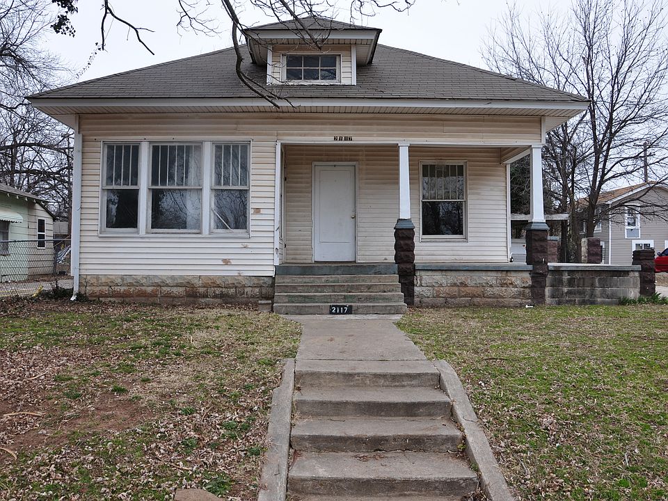 2nd image of 2117 NW 11th St