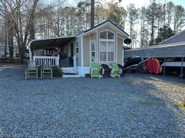 140/142 Hide Away Trl, Mount Gilead, NC 27306
