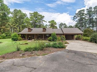 307 Salem School Rd, Collins, MS 39428