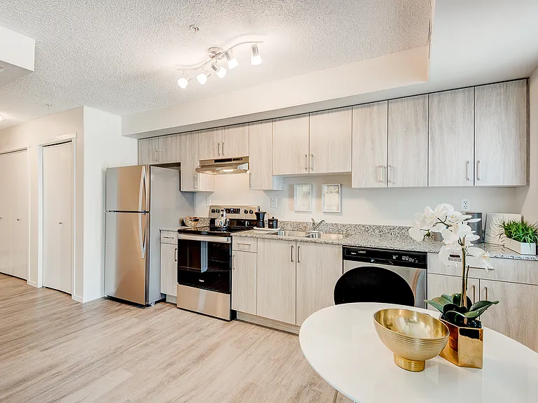 905 Evanston Dr NW — Photo 19