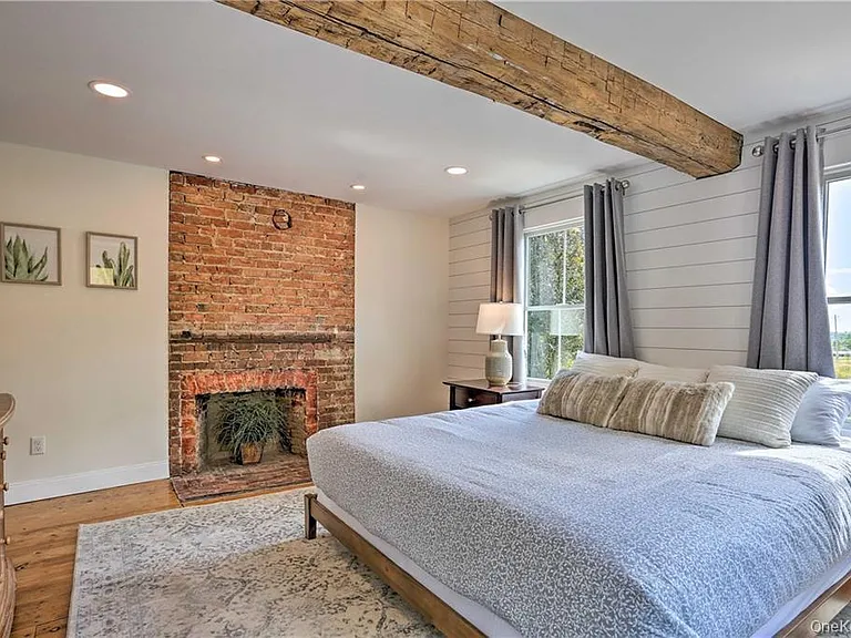 207 S Plank Rd — Photo 19
