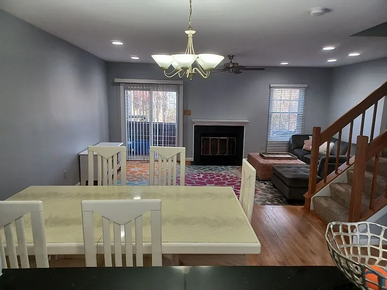8028 Green Valley Ln — Photo 6