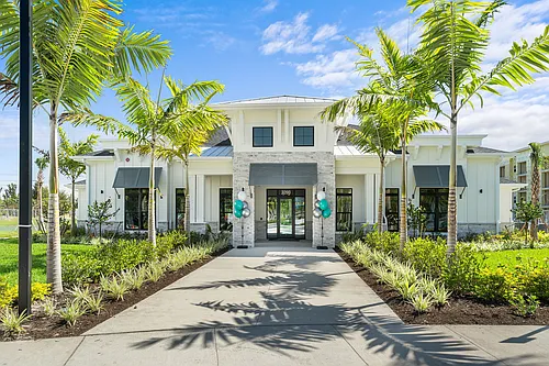 Oasis at Surfside Photo 1