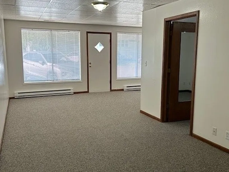 2202 Broadway St — Photo 6