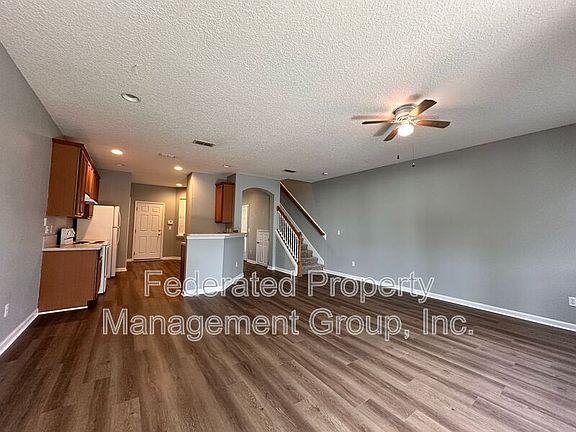 5th image of 3730 E Creswick Cir