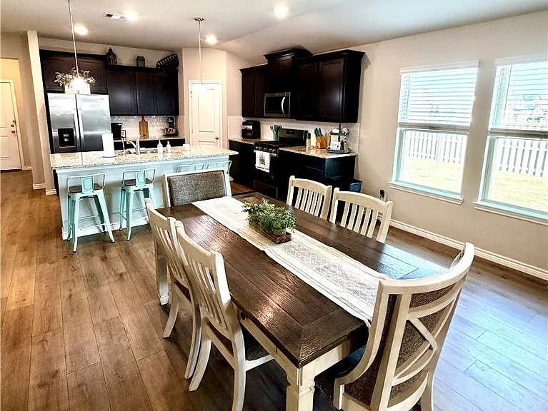 6218 Raleigh Dr — Photo 2
