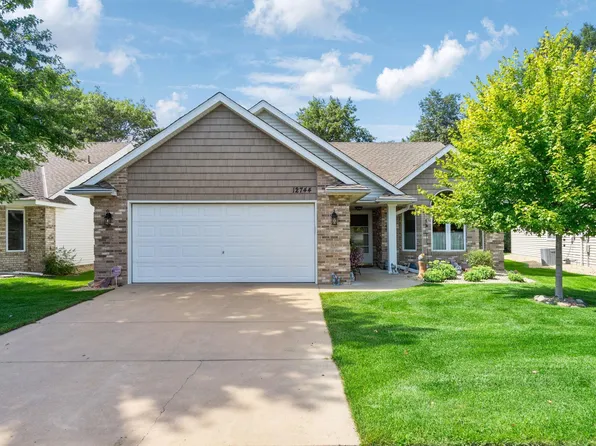 12744 Ivywood St NW, Coon Rapids, MN 55448