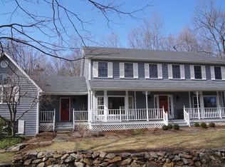 2 Sugar Hollow Rd, Katonah, NY 10536