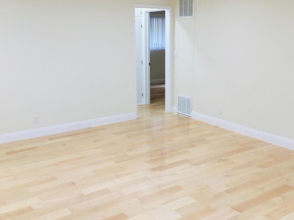 1st image of 1011 N Hilldale Ave #6