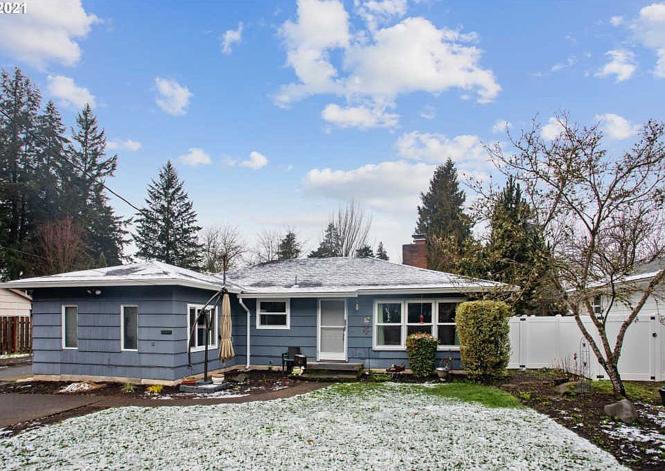 1st image of 735 SE 8th Ave