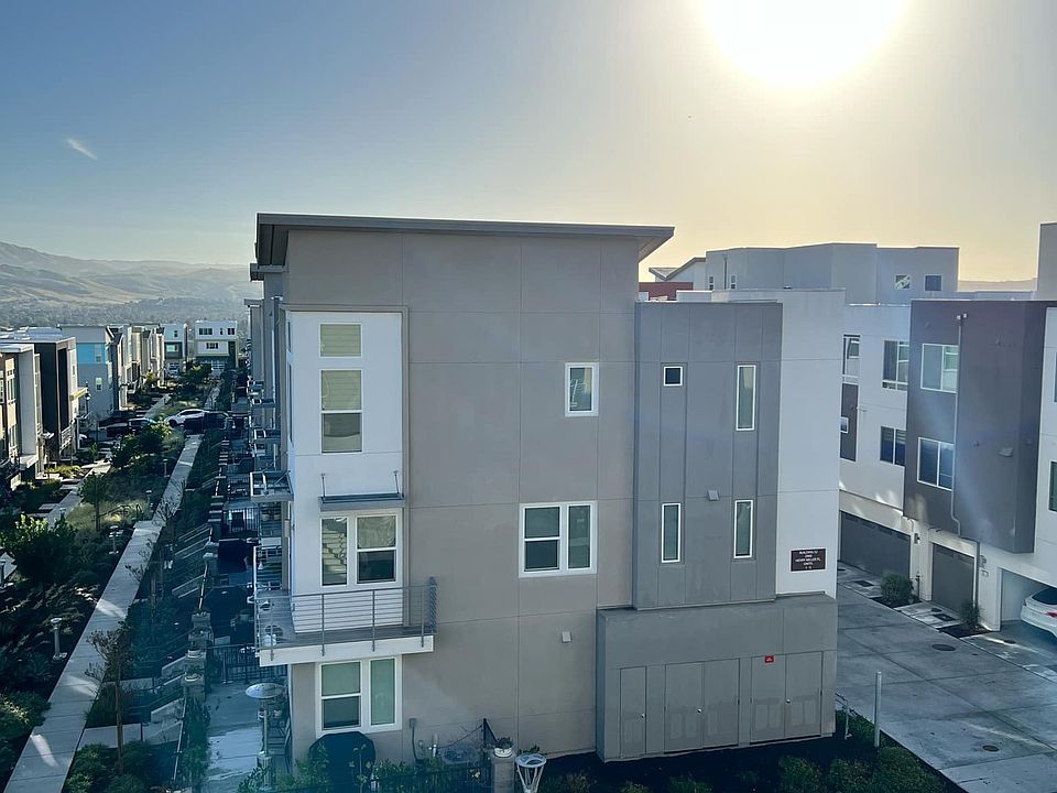1st image of 2980 Henry Miller Pl #5