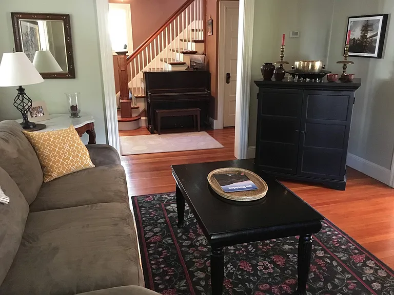 82 Gibbs Ave — Photo 11