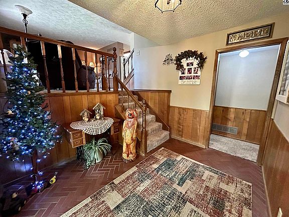 4th image of 4102 Rowland Rd