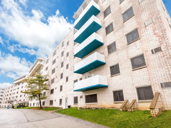 The Evalee Apartments