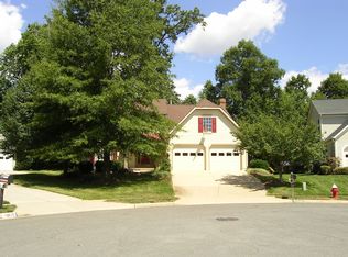 20640 Mint Springs Ct, Sterling, VA 20165