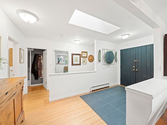 2nd image of 507 Jefferson Ave