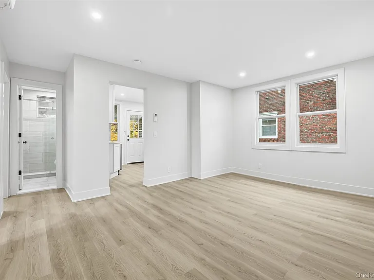 36 Dunwoodie St #1 — Photo 14